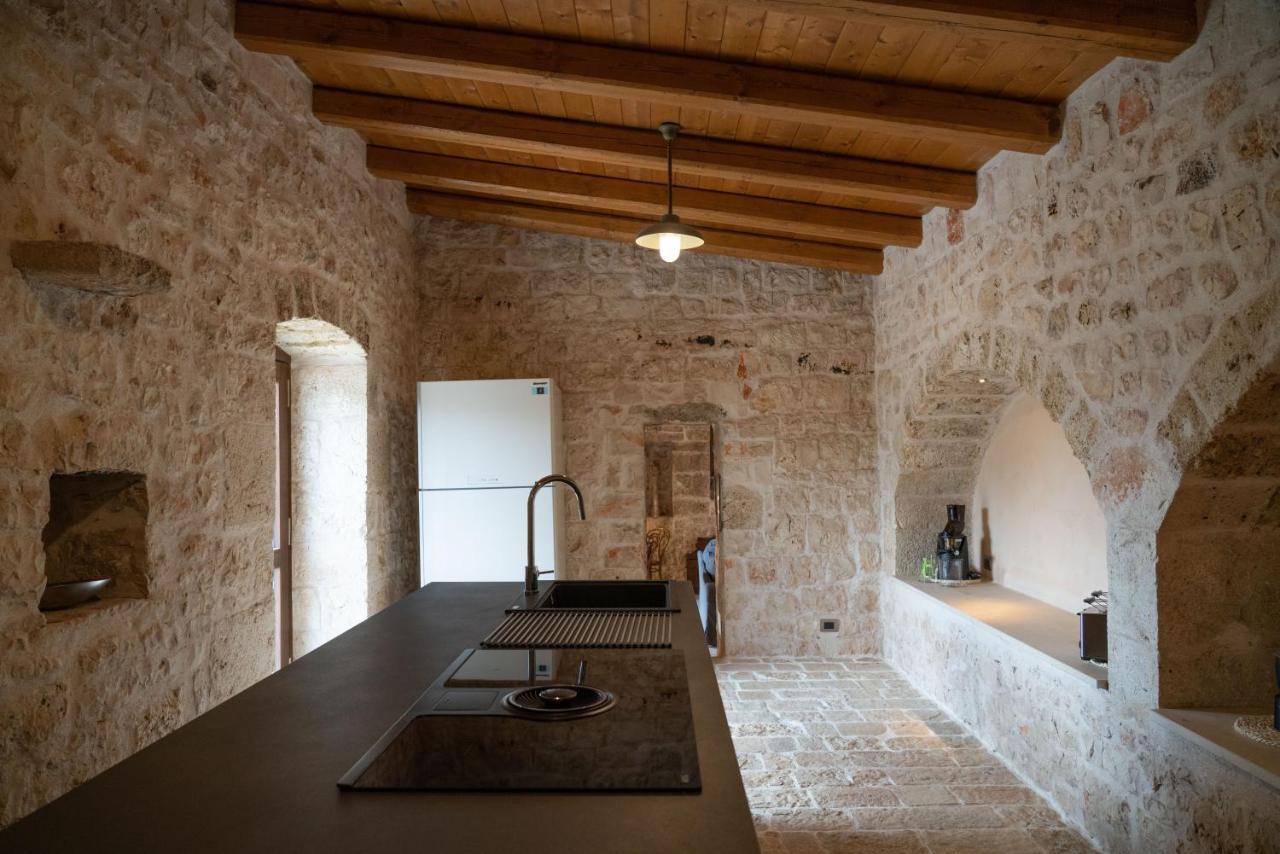 הוילה אלטאמורה Donnapaola Modern Farm מראה חיצוני תמונה
