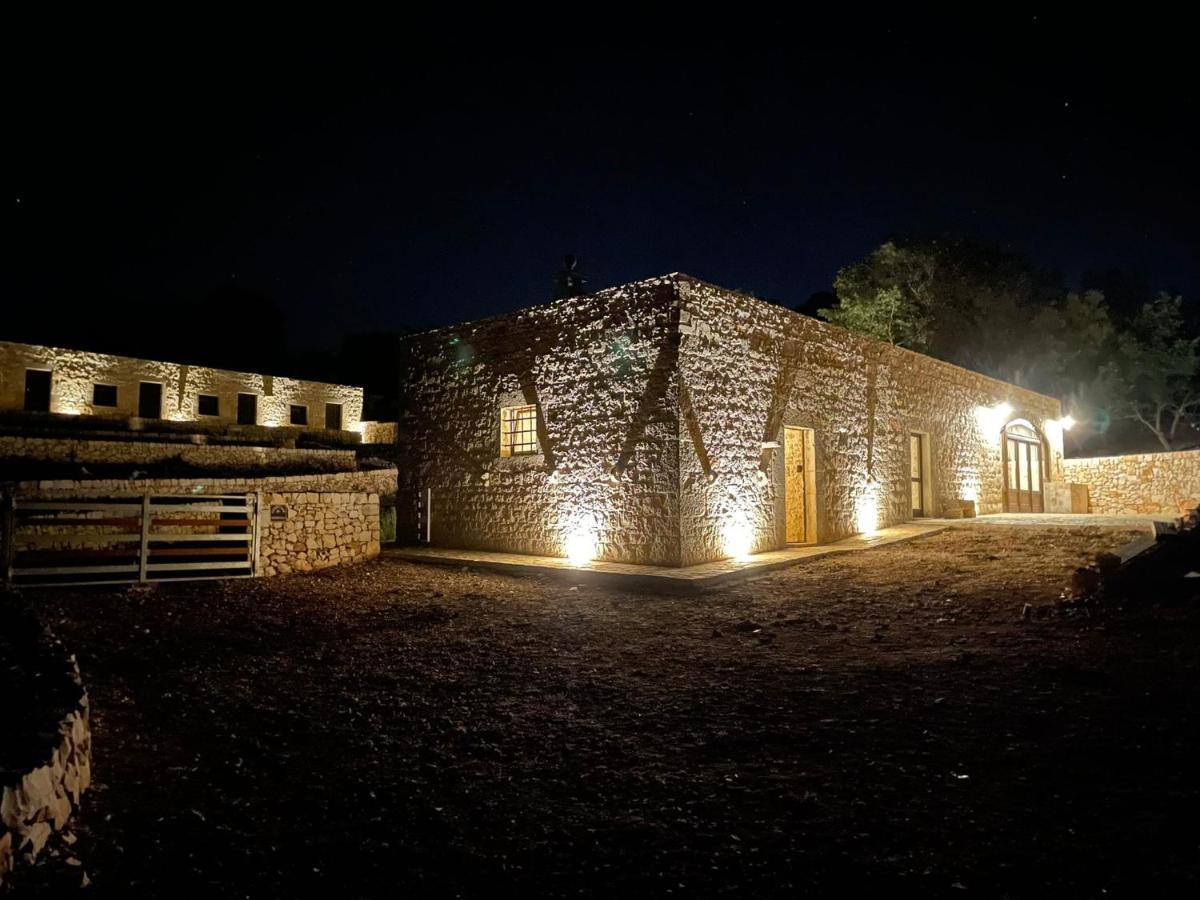 הוילה אלטאמורה Donnapaola Modern Farm מראה חיצוני תמונה